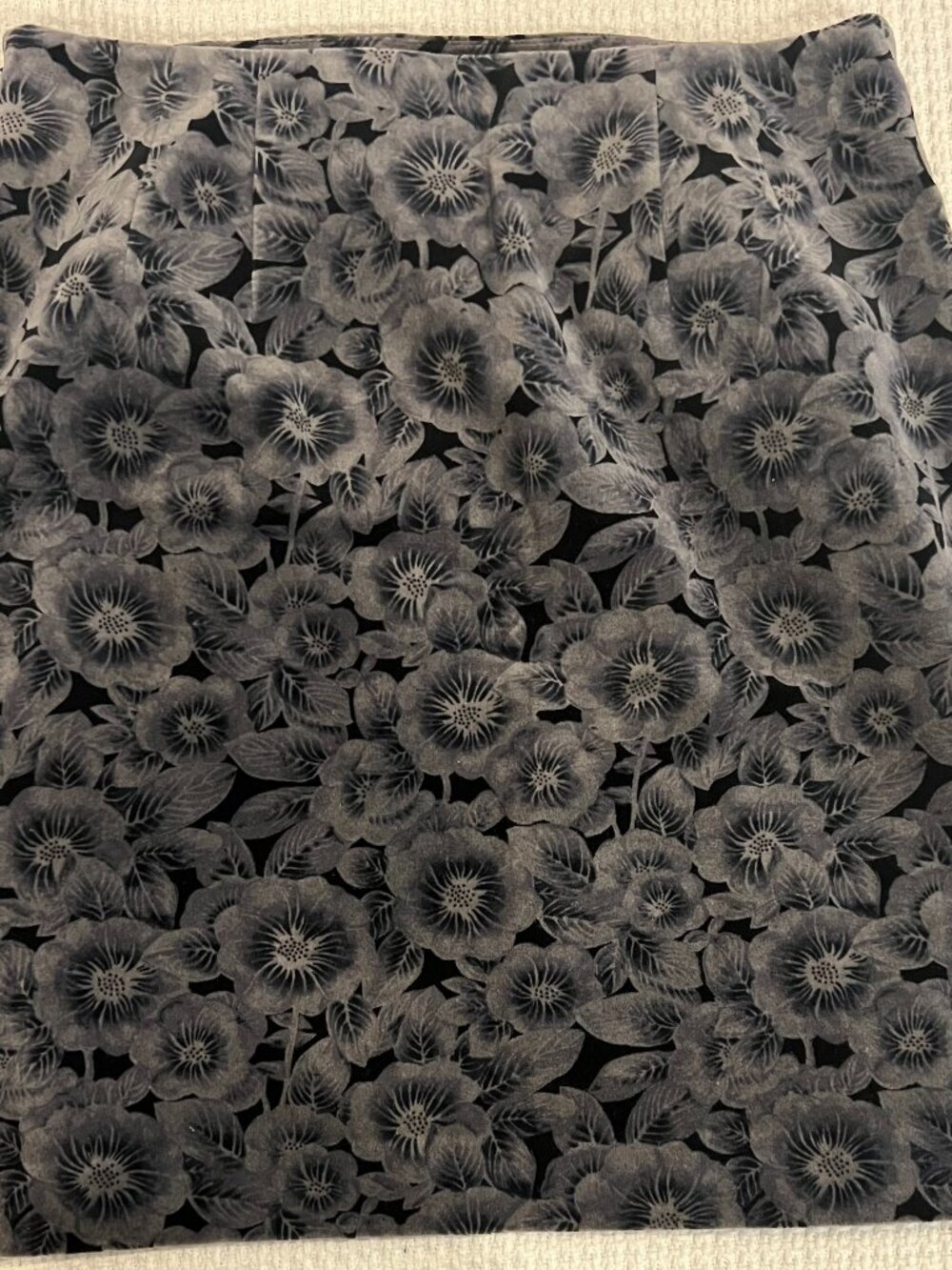 Ann Taylor Stretch Floral Pencil Skirt – Size 6